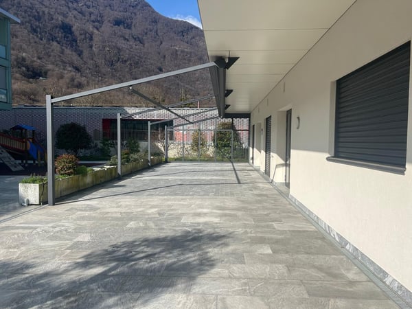 Opportunità Esclusiva nel Cuore di Maggia: Ampia Terrazza, Cucina Impiantata all'Avanguardia & Monolocale Incluso! 1