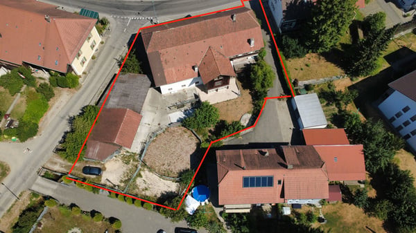 Historisches 4.5-Zimmer-Bauernhaus mit Charme, Pferdestall und grossem Garten in Attiswil 6