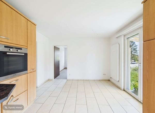4.5-Zi.-Einfamilienhaus | Balkon, Doppelgarage und top Lage in Safnern 6