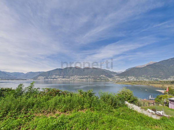Terreno edificabile con vista panoramica sul Lago Maggiore e sulle montagne 12
