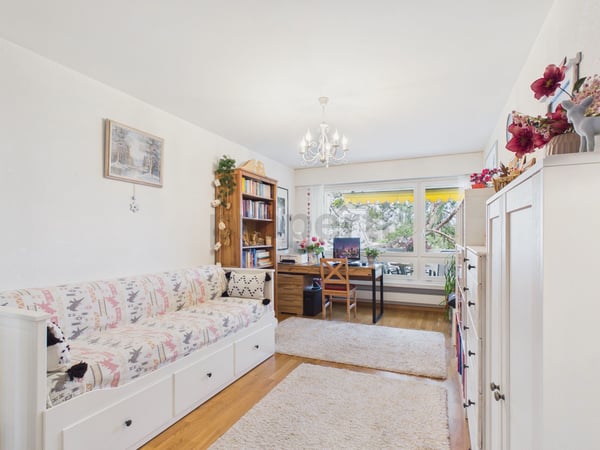 Lichdurchflutete Wohnung mit viel Platz und Weitsicht 8