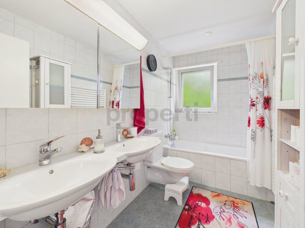 Lichdurchflutete Wohnung mit viel Platz und Weitsicht 10