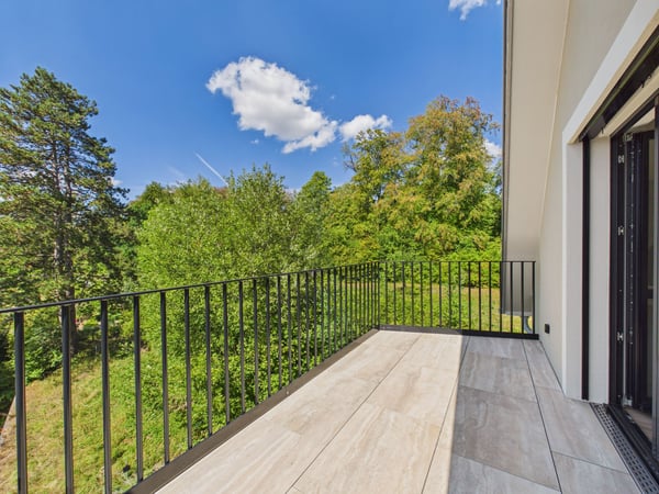 Attikawohnung direkt am Waldrand mit Zürichseeblick, Minergie-Standard und Free-Cooling 12