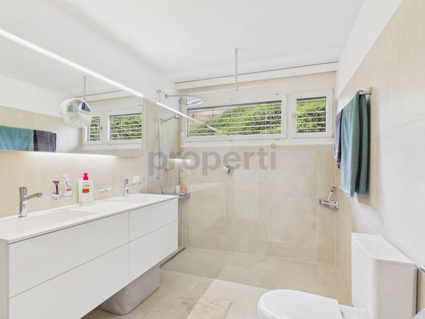 Investieren oder Wohnen in Scuol: Erst-/Zweitwohnsitz, 3.5 Zimmer Terrassenwohnung 8