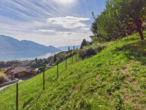 Terreno edificabile vista lago - Opportunità di sviluppo residenziale 7