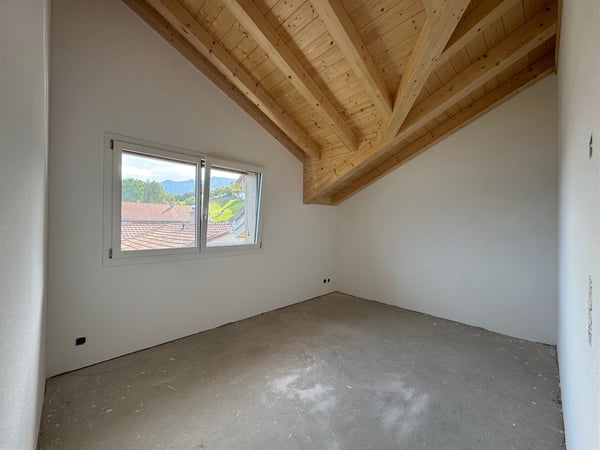 Herrliche Sicht auf den Thunersee, Helle Räume dank Süd-Ausrichtung, Erstbezug im Neubau mit vier Einheiten 1