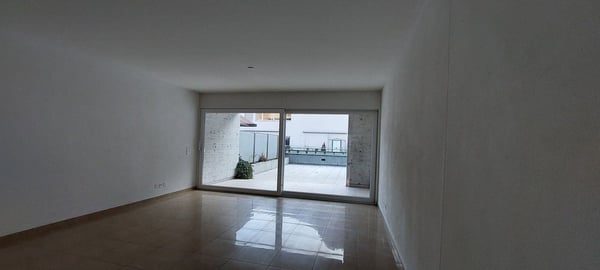 Appartamento moderno (costruzione 2017) nel cuore della Vallemaggia con finiture di rregio e vista sulle montagne 6