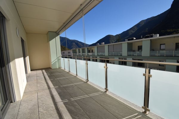 Appartamento moderno (costruzione 3017) nel cuore della Vallemaggia con finiture di rregio e vista sulle montagne 6