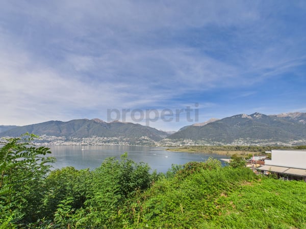 Terreno edificabile con vista panoramica sul Lago Maggiore e sulle montagne 9
