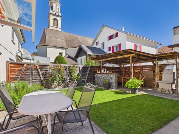 Ein Zuhause zum Wohlfühlen mit Gartensitzplatz, Pergola und Gemüsegarten 10
