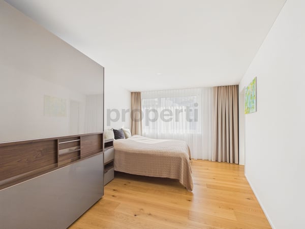 Elegante 3.5-Zimmerwohnung mit Seesicht und grossem Balkon 7
