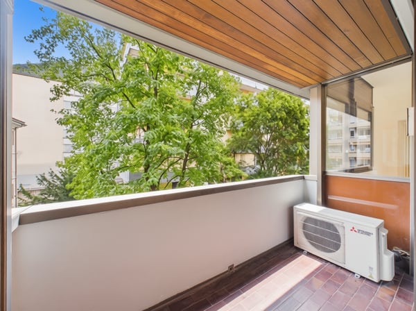 Elegante appartamento 4.5 locali nel cuore di Lugano-Cassarate 10