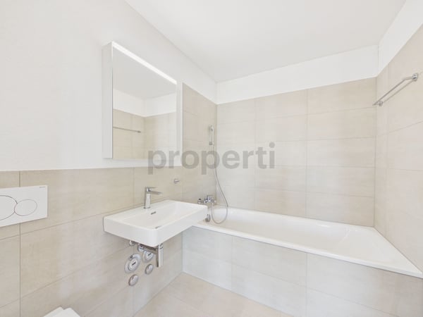Sonniger Balkon, Minergie-Standard, Lift & Perfekte ÖV-Anbindung! 5
