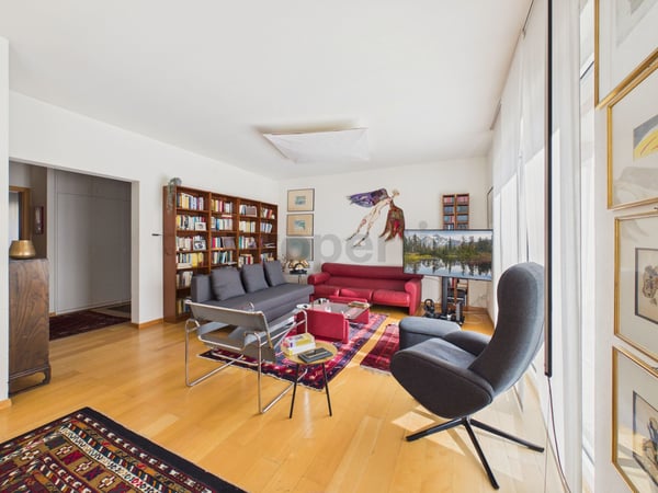 Finiture in Parquet, Aria Condizionata & Piani Luminosi! 5