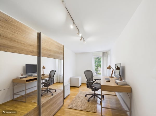 Maisonette-Traum auf zwei Ebenen: Renoviert mit Fussbodenheizung, Balkone und Einstellhallenplatz 7