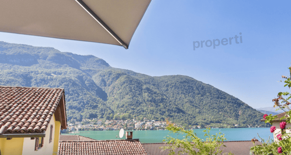 Attico con Vista Lago Spettacolare, Giardino Privato con pergolato, Panorama & Standing Superiore! 11