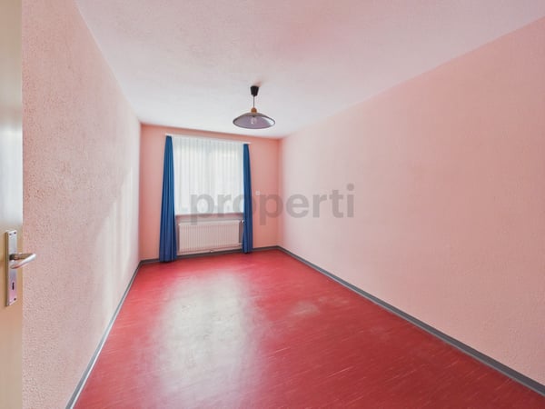 Spektakuläre Bergsicht, Viel Privatsphäre & Hohes Wertsteigerungspotenzial im Safiental! 9