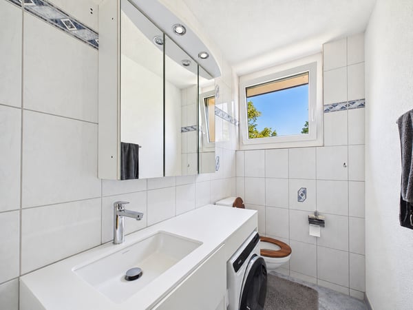 Lichtdurchfluteter Wohnbereich, Gemütlicher Balkon & Zentrale Lage! 6