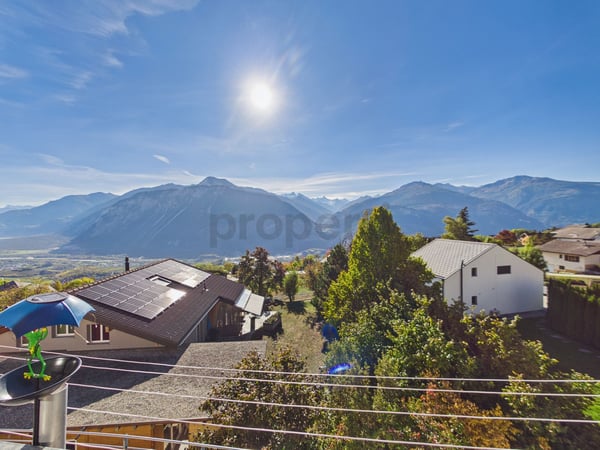 Chalet à rénover avec vue exceptionnelle et fort potentiel 10