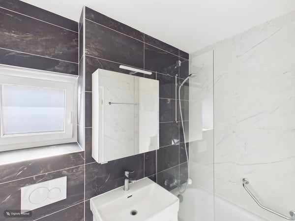 Delémont : 3.5 pièces Minergie-P - central, vue panoramique et au bord de la rivière | Delémont: 3.5-Zimmer-Wohnung Minergie-P - zentral, Panoramablick und direkt am Fluss 6