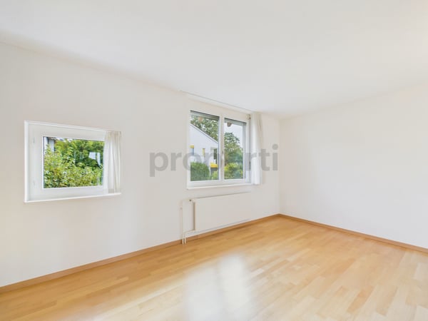 Traumhafte Aussicht, Privater Balkon & Grosszügiges Platzangebot im Kanton Zug! 7