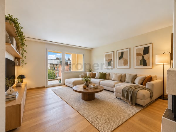 Gemütliches Cheminée, sonniger Balkon & helle Wohnräume! 1