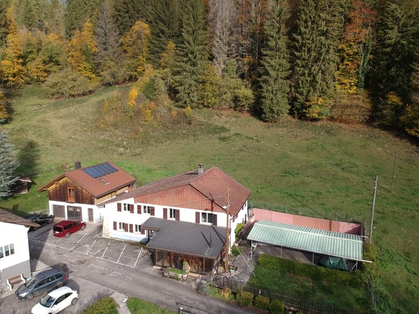 Goumois - Une adresse emblématique au bord du Doubs, un lieu à réinventer// Historischer Charme, direkte Lage am Doubs & vielseitige Nutzungsmöglichkeiten! 7