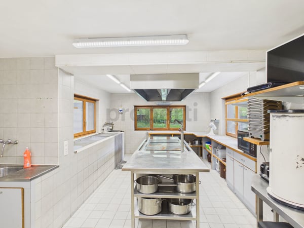 Goumois - Une adresse emblématique au bord du Doubs, un lieu à réinventer// Historischer Charme, direkte Lage am Doubs & vielseitige Nutzungsmöglichkeiten! 5