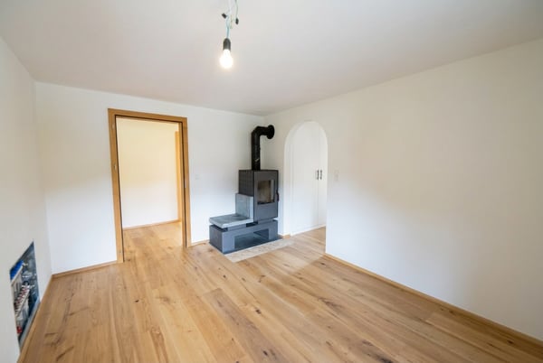 Frisch renovierte 5.5 Zimmerwohnung mit Bergpanorama 4