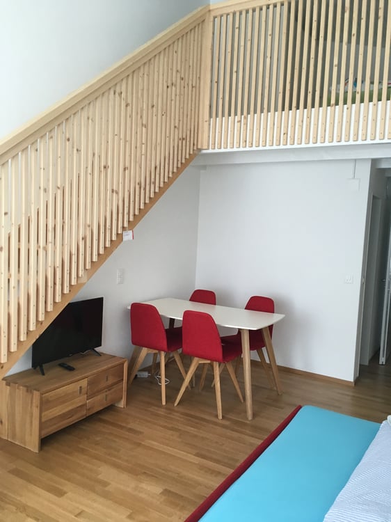 Möblierte 1.5-Zimmer-Maisonettewohnung 1