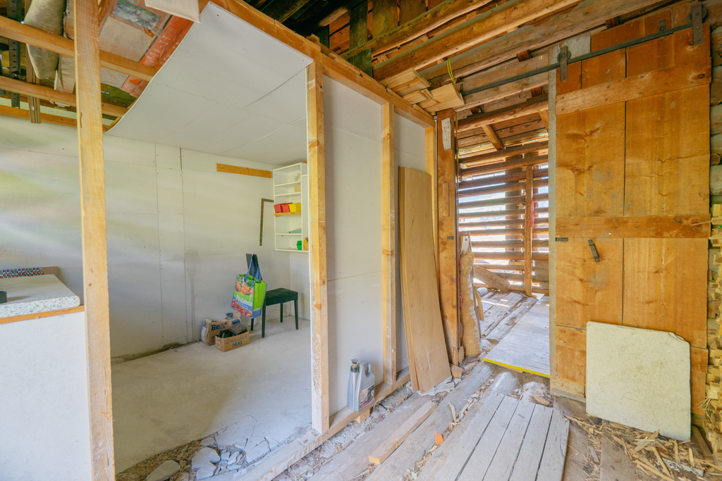 Immobilie in Curaglia - 3.5 Zimmer-Maisonettewohnung mit Ausbaupotenzial - Bild 9