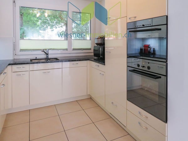 SEHR GROSSES 1½ ZIMMER HAUS AN KINDERFREUNDLICHER LAGE 4