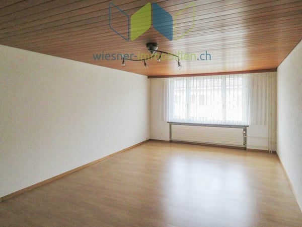 MEHRGENERATIONENHAUS MIT GROSSEM AUSBAUPOTENZIAL!! 8