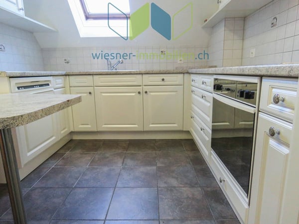 MEHRGENERATIONENHAUS MIT GROSSEM AUSBAUPOTENZIAL!! 7