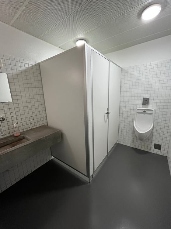 Repräsentatives Gewerbeobjekt mit Lager- und Gewerbeflächen – direkt an der A1! 16