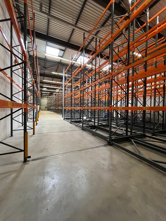 Repräsentatives Gewerbeobjekt mit Lager- und Gewerbeflächen – direkt an der A1! 13