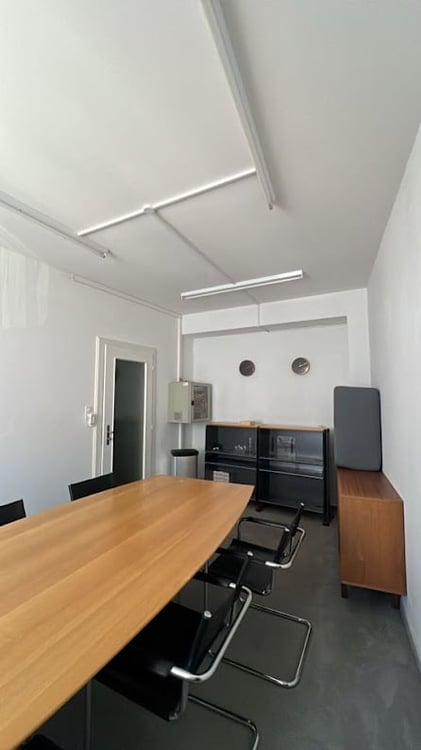 Attraktives Kleinbüro an gut erschlossener Lage in Schaffhausen 2