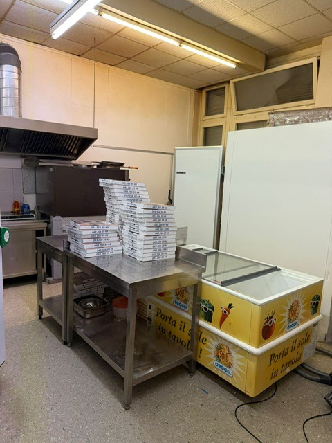 Pizzeria im Zentrum von Bassersdorf zu vermieten 10