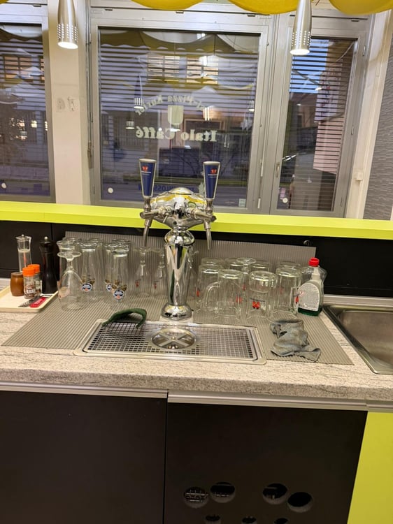 Pizzeria im Zentrum von Bassersdorf zu vermieten 11