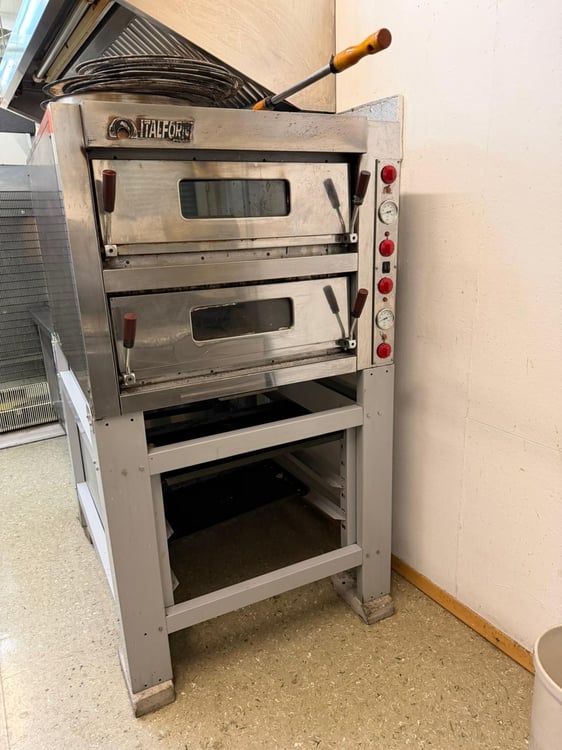 Pizzeria im Zentrum von Bassersdorf zu vermieten 5