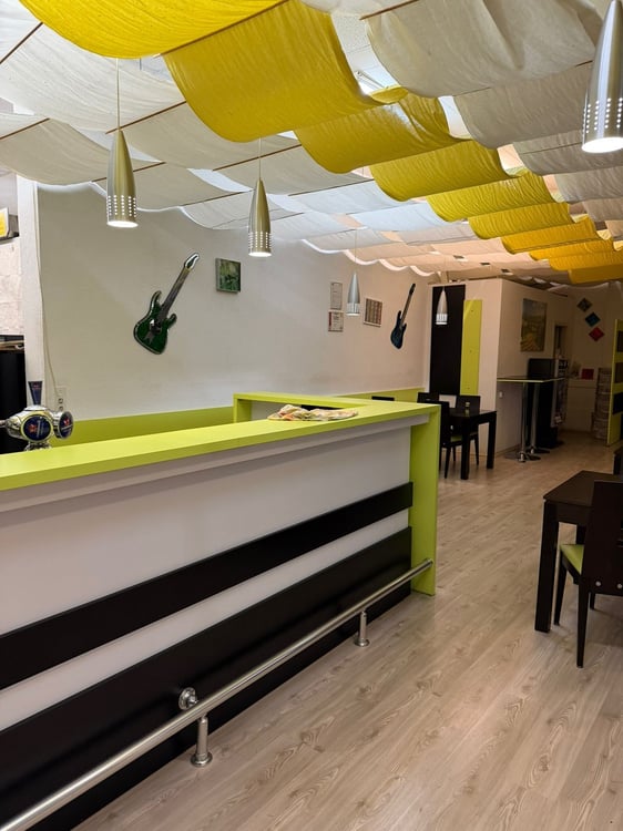 Pizzeria im Zentrum von Bassersdorf zu vermieten 12