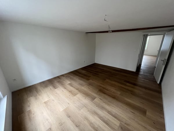 Erster Mietzins geschenkt: Neu sanierte 3.5-Zimmerwohnung zu vermieten 8
