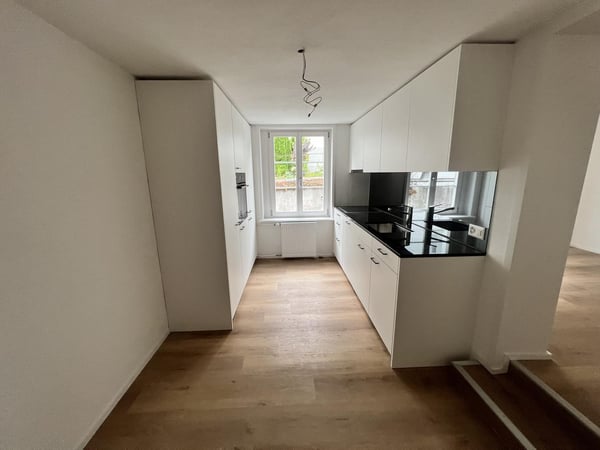 Erster Mietzins geschenkt: Neu sanierte 3.5-Zimmerwohnung zu vermieten 9