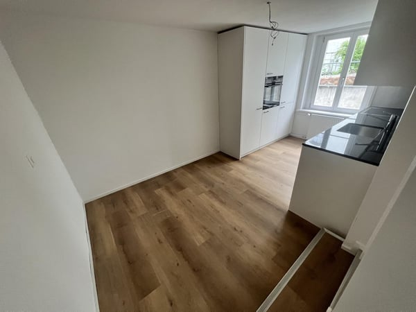 Erster Mietzins geschenkt: Neu sanierte 3.5-Zimmerwohnung zu vermieten 10