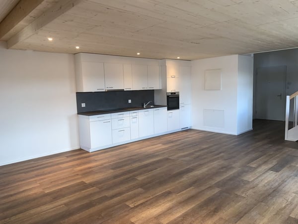 Schönes Loft mit Galerie zu vermieten 3