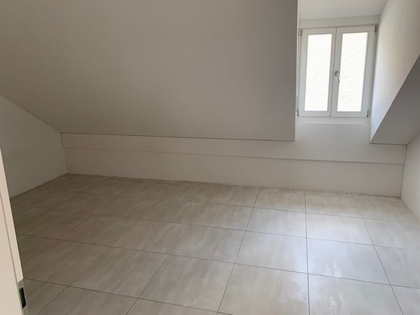Charmante geräumige 4.5-Maisonette-Dachwohnung (149m2) zu vermieten 4