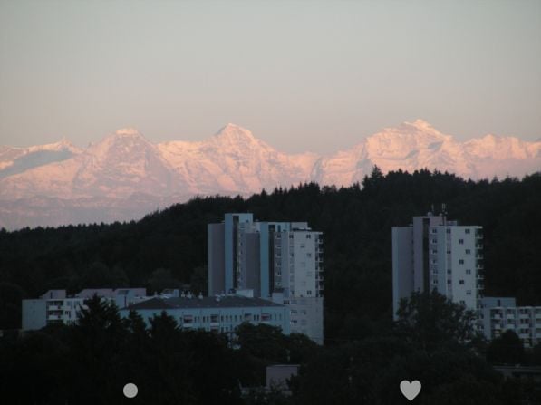 Charmante 3.5-Zimmer-Duplex-Wohnung in Biel mit Balkon und Cheminée 1