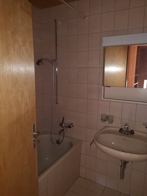 Schöne Dachwohnung in Oberurnen 4
