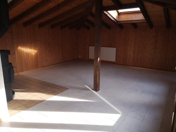 Schöne Dachwohnung in Oberurnen 10