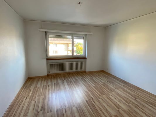 4 1/2 Zimmerwohnung im 2. Obergeschoss 12